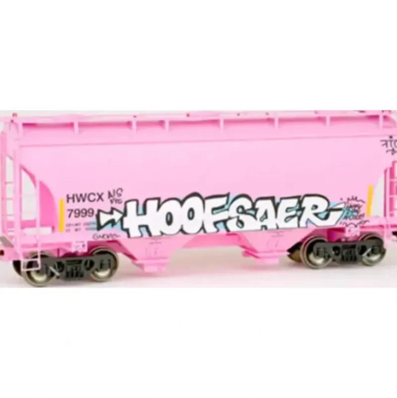 American Limited, HO Scale, 2034, Trinity 3281 2-Bay Covered Hopper, Halliburton, #7999, with HOOFSAER Graffiti - Model Train Junction: Quality Parts and Art Supplies New
