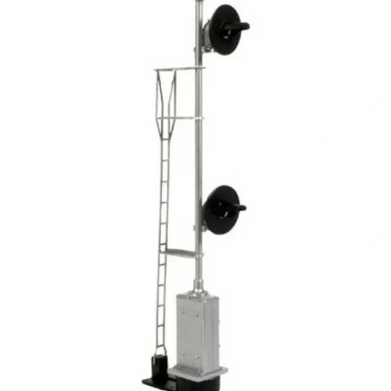 Trains|BLMA Models 4050 Lighted & Assembled Dual Head Searchlight Signal with Ladder - Model Train Junction: Quality Parts and Art Supplies