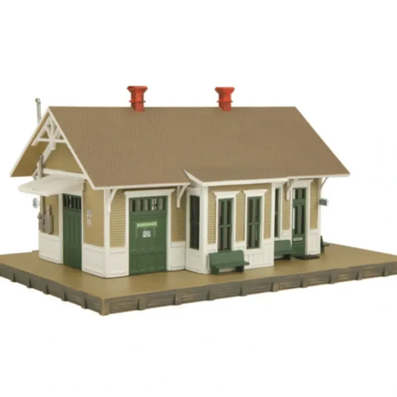 Trains*MTH 30-90302 O Gauge Tan/Green Country Passenger Depot - Model Train Junction: Quality Parts and Art Supplies