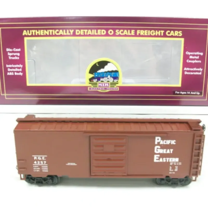Trains*MTH 20-93452 O Pacific Great Eastern 40' Boxcar #4257 - Model Train Junction: Quality Parts and Art Supplies