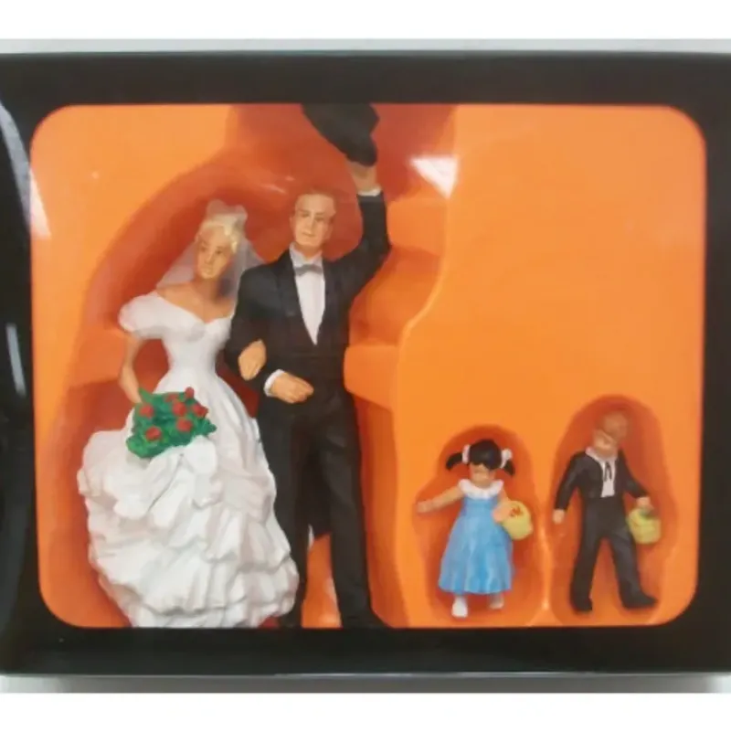 Trains*Preiser 45041 G Bride, Groom, Ring Bearer & Flower Girl Figures (Set of 4) - Model Train Junction: Quality Parts and Art Supplies