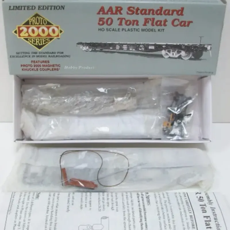 Trains*Proto 2000 31454 HO Northern Pacific Flatcar Kit w/Steel Rail Load #62200 - Model Train Junction: Quality Parts and Art Supplies
