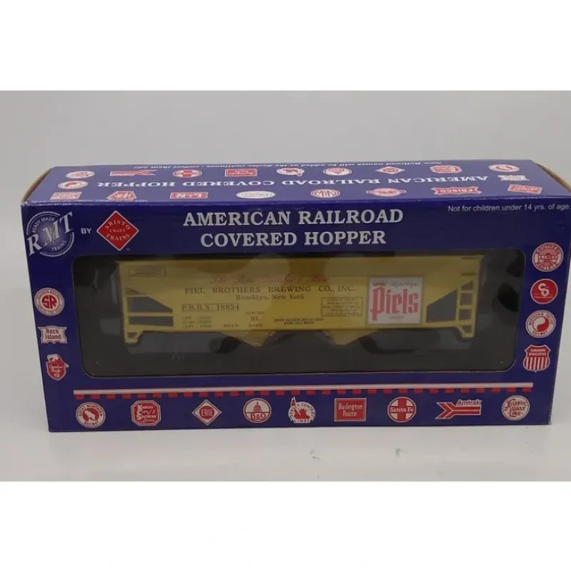 Trains*RMT 96388 O 2-Bay Cvd. Hopper Piels Beer/2pk - Model Train Junction: Quality Parts and Art Supplies