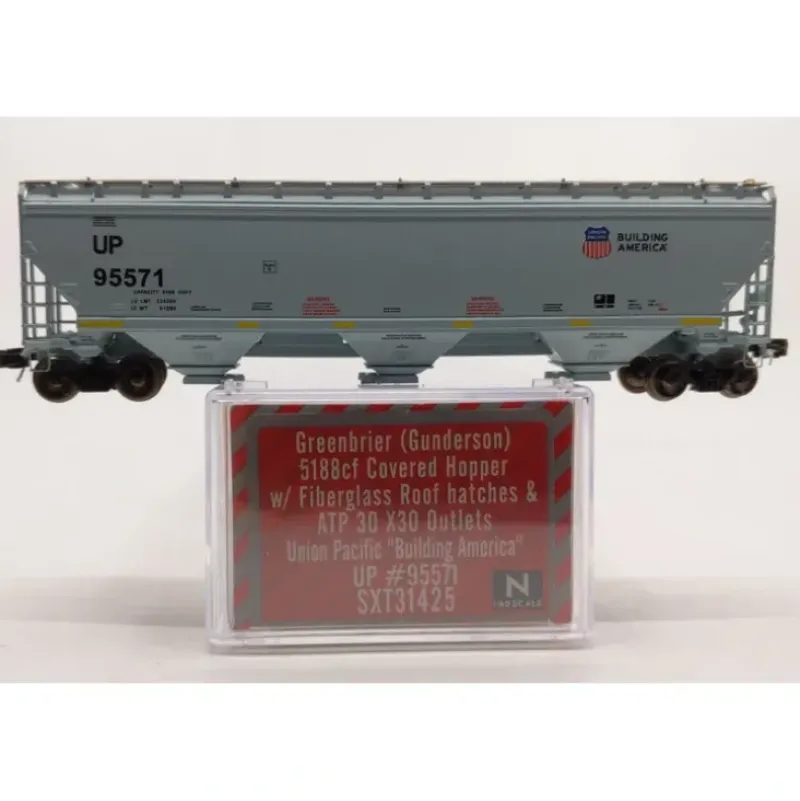 Scale Trains SXT31425 N Union Pacific Gunderson 5188 Covered Hopper Car #95571 LN/Box - Model Train Junction: Quality Parts and Art Supplies Outlet