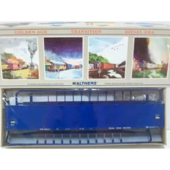 Walthers 932-4804 HO Grand Trunk Western 89' Enclosed Auto Carrier Kit #504123 - Model Train Junction: Quality Parts and Art Supplies Outlet