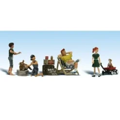 Woodland Scenics A1905 HO Scenic Accents Dog Wash Figures (Set of 9) - Model Train Junction: Quality Parts and Art Supplies Outlet