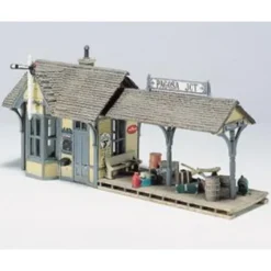 Woodland Scenics D239 HO Scenic Details Flag Depot Building Kit - Model Train Junction: Quality Parts and Art Supplies Best